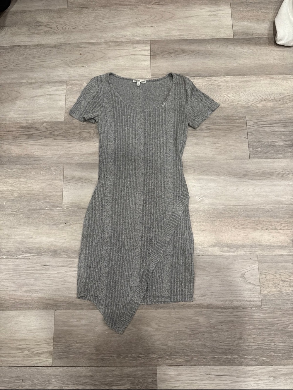 Charlotte Russe Gray Ribbed Asymmetrical Short-Sleeve Dress